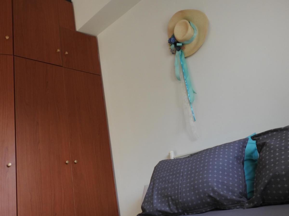 F.K Room 2 Эйон Экстерьер фото